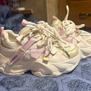 GOGO Women's Platform Sneakers - Cream and Pink